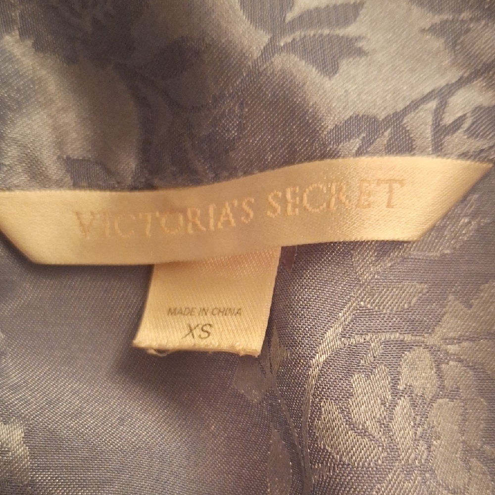 Victoria's Secret Floral Satin Fabric - Picture 5 of 6